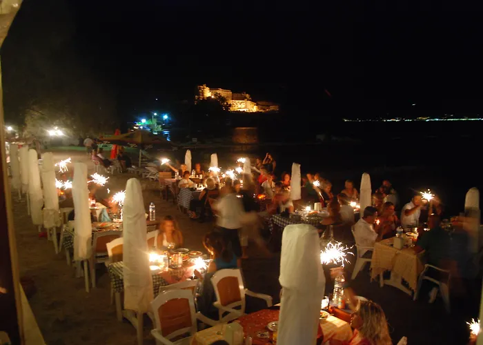 Castelino Akyarlar Hotel