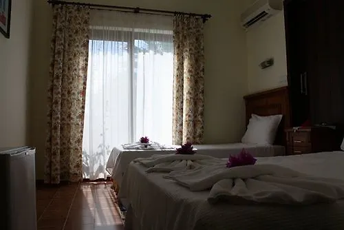 Castelino Akyarlar Hotel