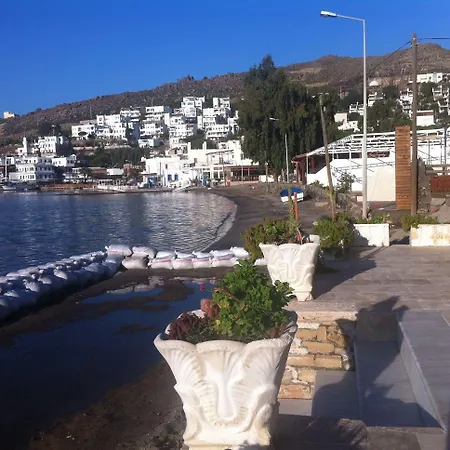 Castelino Akyarlar Hotel