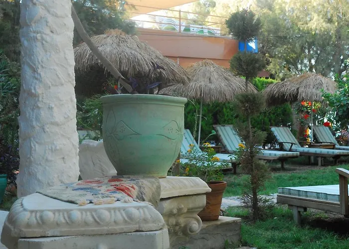 Hotel Castelino Akyarlar 4*