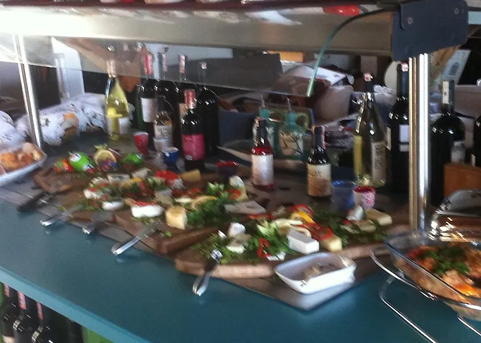 Castelino Akyarlar Hotel