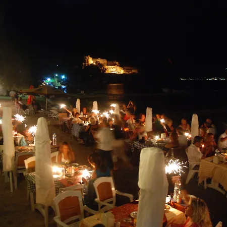 Castelino Akyarlar فندق