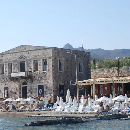 Castelino Akyarlar Hotell