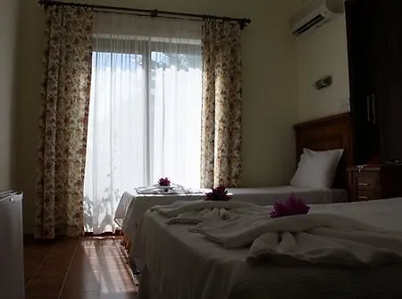 Castelino Akyarlar Hotell