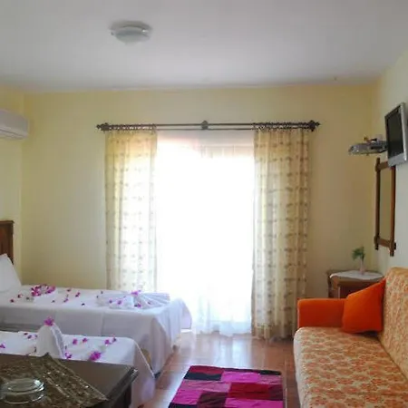 Otel Castelino Akyarlar 4*