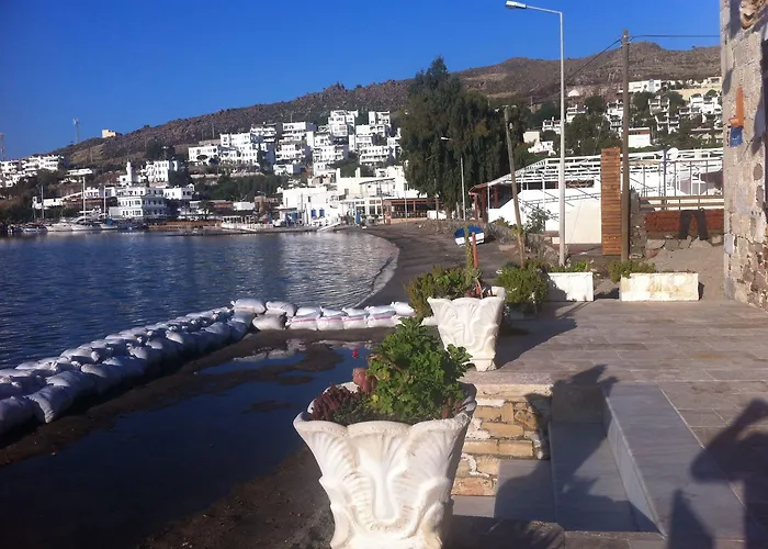 Castelino Akyarlar Hotel